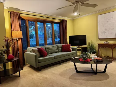 Other - 911 E Villa Dr, Des Plaines, IL 60016 photo 7 of 14
