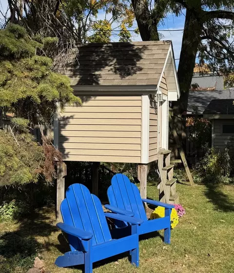 Other - 911 E Villa Dr, Des Plaines, IL 60016 photo 6 of 14