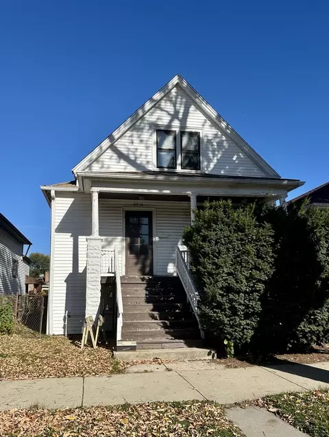 5916 W Byron St, Chicago, IL 60634