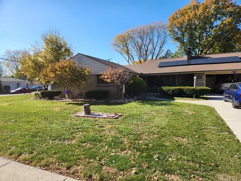 1801 Avenue E, Sterling, IL 61081 photo 2