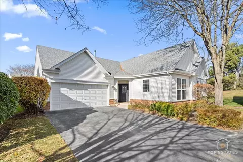 13705 S Redbud Dr, Plainfield, IL 60544 photo 2