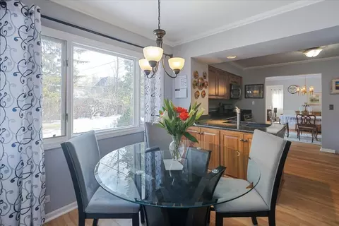 Dining - 173 Cornell Ave, Des Plaines, IL 60016 photo 3 of 3