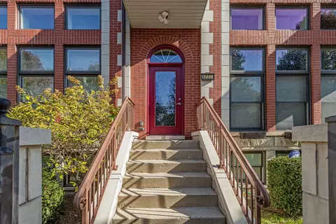 4065 S Ellis Ave, Chicago, IL 60653