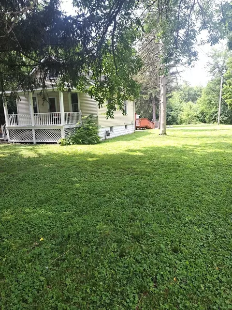 4610 Dumoulin Ave, Lisle, IL 60532