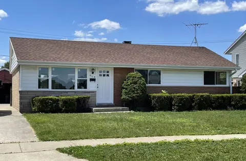 9128 Pembroke Ln, Bridgeview, IL 60455