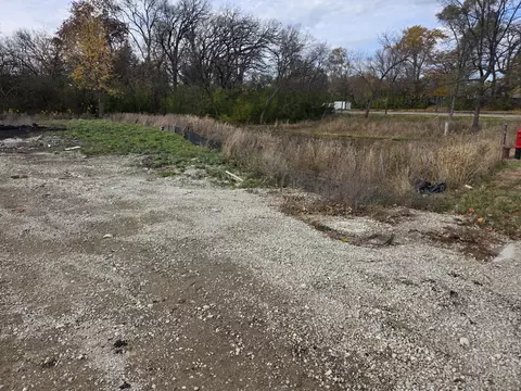 6 Stone Bridge Ct, Schaumburg, IL 60193