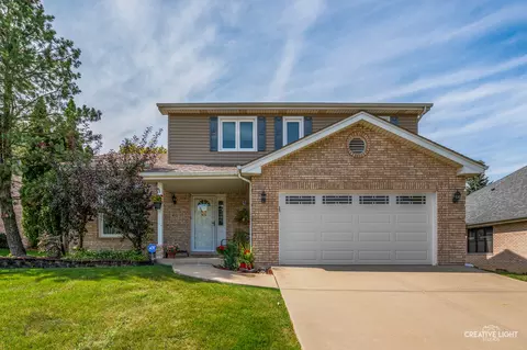 410 Wexford Dr, Lemont, IL 60439