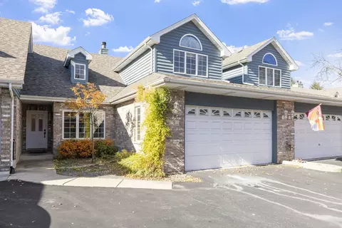 9 Lake Katherine Dr, Palos Heights, IL 60463