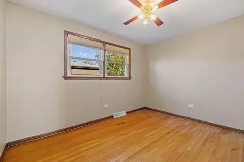 8519 Lorel Ave, Burbank, IL 60459 photo 10