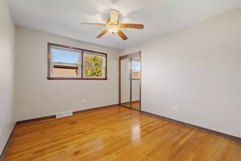 8519 Lorel Ave, Burbank, IL 60459 photo 9
