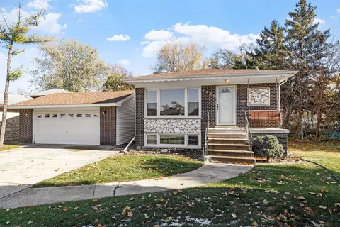 8519 Lorel Ave, Burbank, IL 60459 photo 2