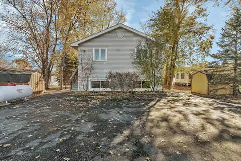 170 Fossil Cove Ln, Wilmington, IL 60481