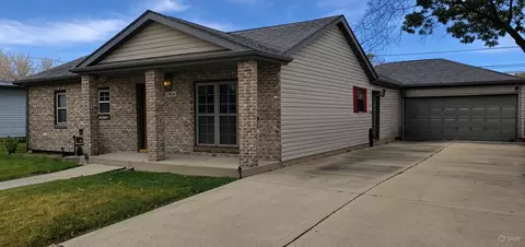 1003 Krings Ln, Joliet, IL 60435