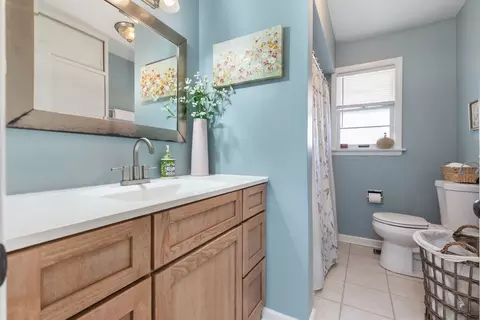 Bath - 118 W Reader St, Elburn, IL 60119 photo 2 of 2