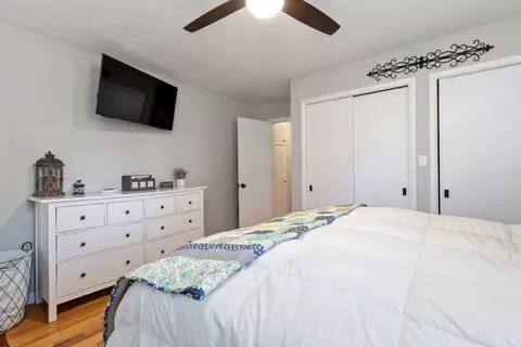 Bedroom - 118 W Reader St, Elburn, IL 60119 photo 2 of 4