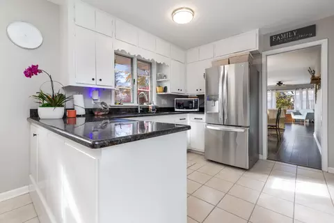 Kitchen - 118 W Reader St, Elburn, IL 60119 photo 3 of 3