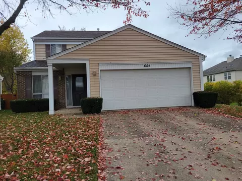 654 Tacoma Dr, Carol Stream, IL 60188