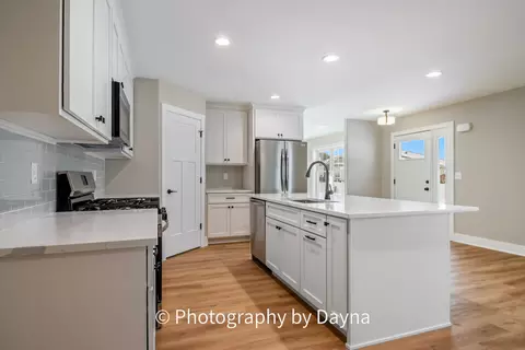 906 Lange Ave, Beecher, IL 60401 photo 18