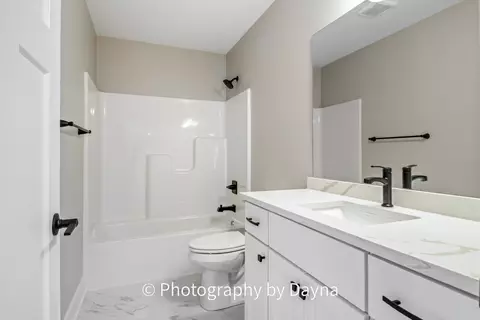 906 Lange Ave, Beecher, IL 60401 photo 23