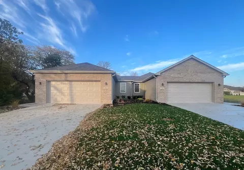 906 Lange Ave, Beecher, IL 60401 photo 3