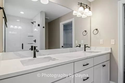 906 Lange Ave, Beecher, IL 60401 photo 9
