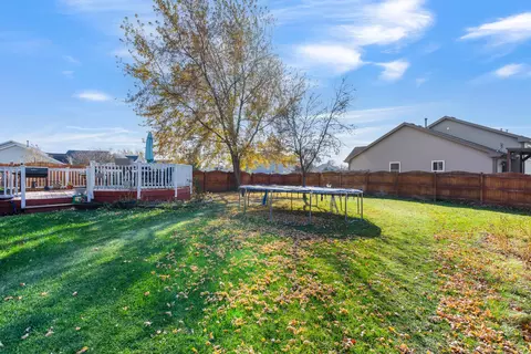 Exterior - 5221 W Mulberry Ln, Monee, IL 60449 photo 11 of 14