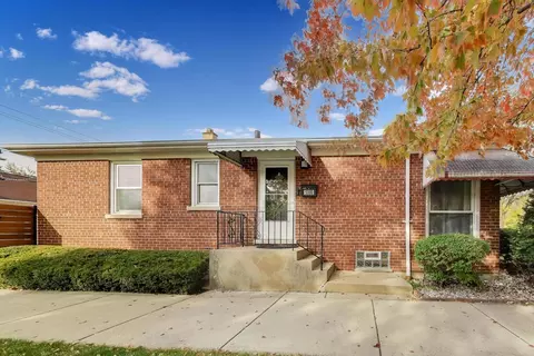 5300 N Cicero Ave, Chicago, IL 60630