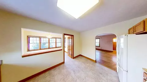 Entry Way - 509 W Williams St, Kankakee, IL 60901 photo 2 of 4