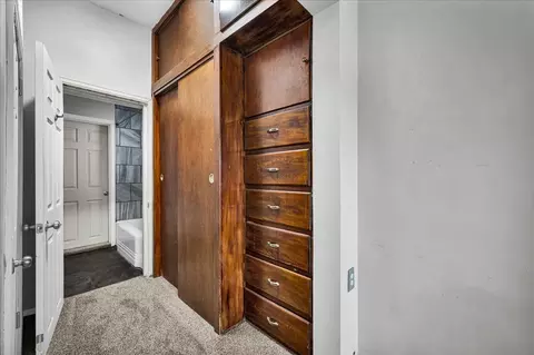 Entry Way - 610 Scott St, Bloomington, IL 61701 photo 2 of 2