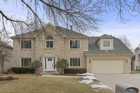 1507 Ada Ln, Naperville, IL 60540