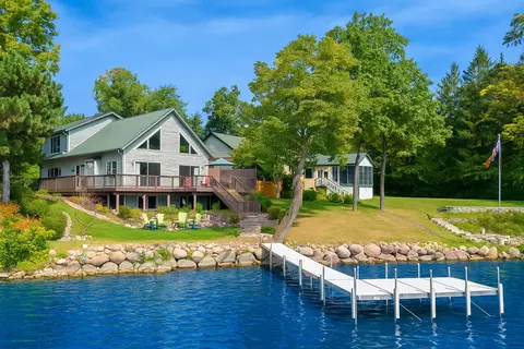 34386 N Lakeside Dr, Grayslake, IL 60030