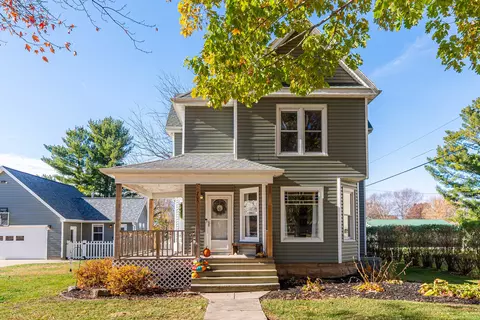 Exterior - 705 Paddock Ave, Ashton, IL 61006 photo 3 of 16