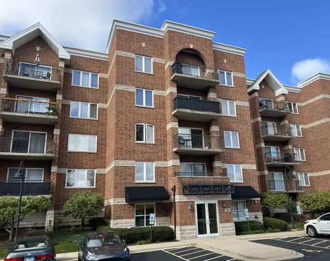 3451 N Carriageway Dr #503, Arlington Heights, IL 60004