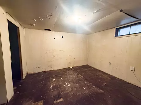 Bedroom - 7331 S Carpenter St, Chicago, IL 60621 photo 5 of 5