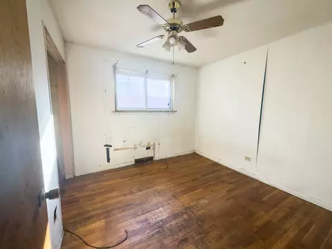 Bedroom - 7331 S Carpenter St, Chicago, IL 60621 photo 1 of 5