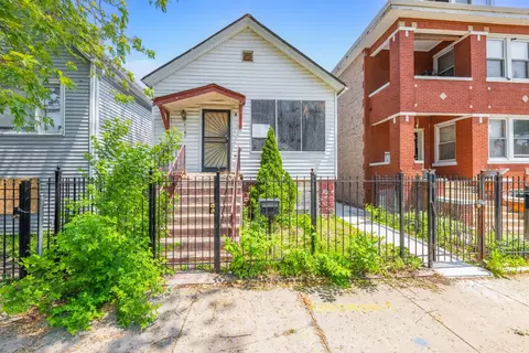 5247 S May St, Chicago, IL 60609