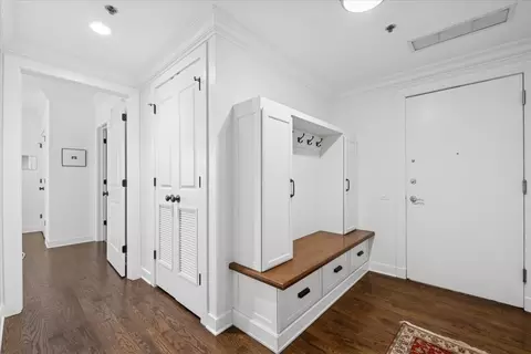 250 E Pearson St #901, Chicago, IL 60611 photo 2