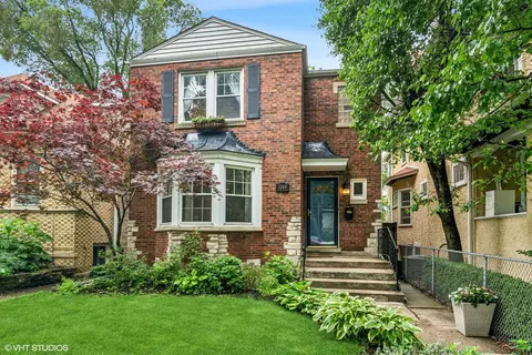 1249 W Norwood St, Chicago, IL 60660
