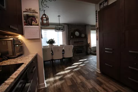 1700 Robin Ln #1D, Hoffman Estates, IL 60169 photo 9