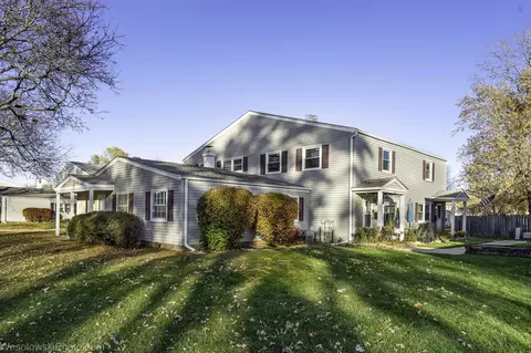 Exterior - 145 Ann Ct #A, Bartlett, IL 60103 photo 3 of 3