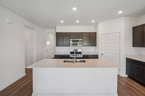 Kitchen - 809 Mesa Ln, Pingree Grove, IL 60140 photo 4 of 6