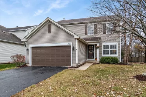 1961 Wilson Creek Cir, Aurora, IL 60503