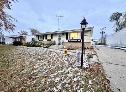 1726 Union Ave, Belvidere, IL 61008