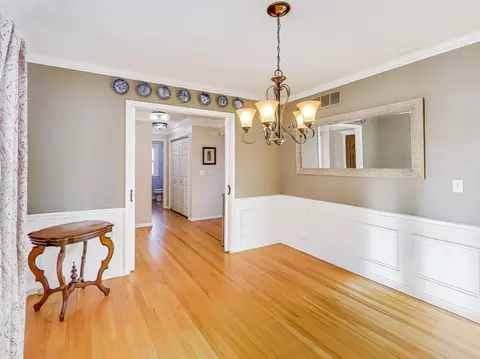 Other - 660 Robin Rdg, Elgin, IL 60123 photo 1 of 7