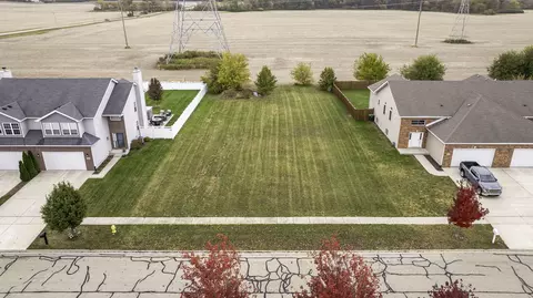 27243 W 27249 W Deer Hollow Ln, Channahon, IL 60410