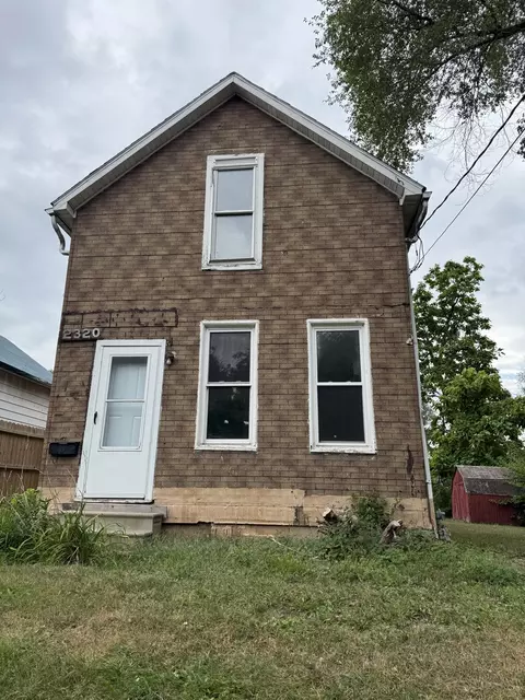 2320 W Garden St, Peoria, IL 61602