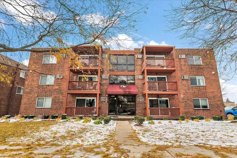 17528 71st Ave #2D, Tinley Park, IL 60477
