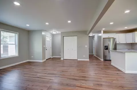 Living - 386 W 3rd St, Braidwood, IL 60408 photo 3 of 3