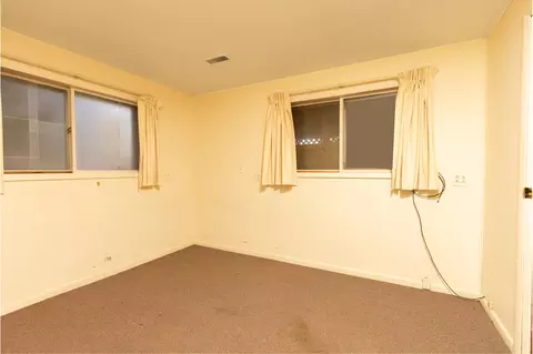 Bedroom - 24 Sunset Dr, Cary, IL 60013 photo 3 of 4