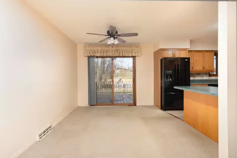 Living - 24 Sunset Dr, Cary, IL 60013 photo 3 of 3